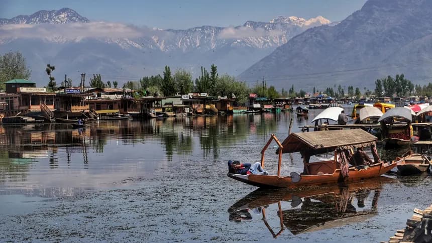 Dal Lake & Houseboats